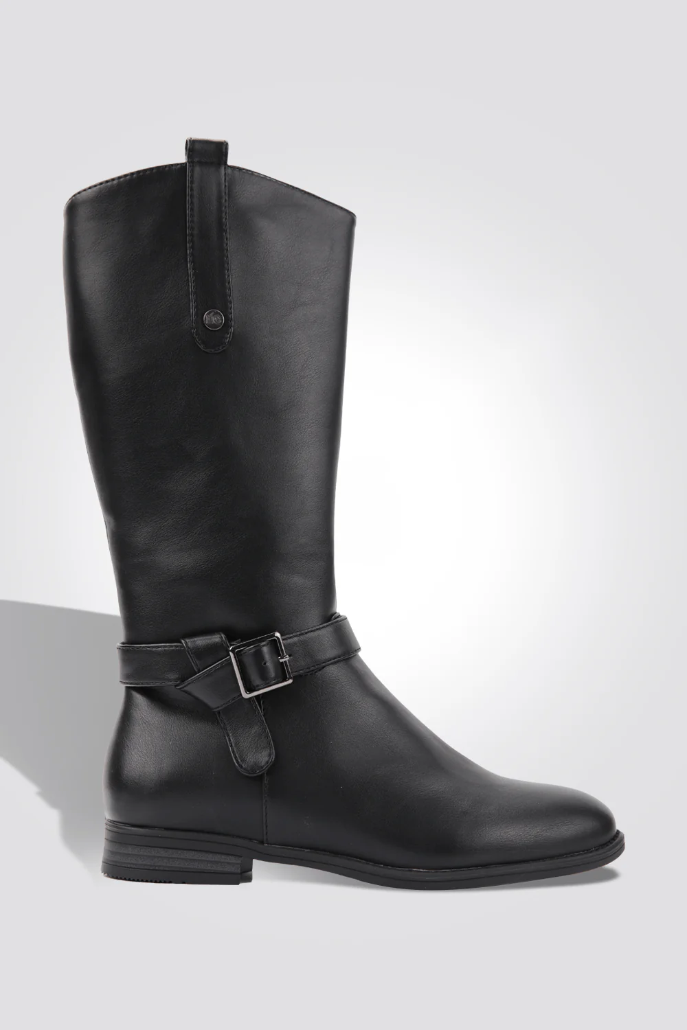 מגפיים לנשים עם רצועה עליונה בצבע שחור