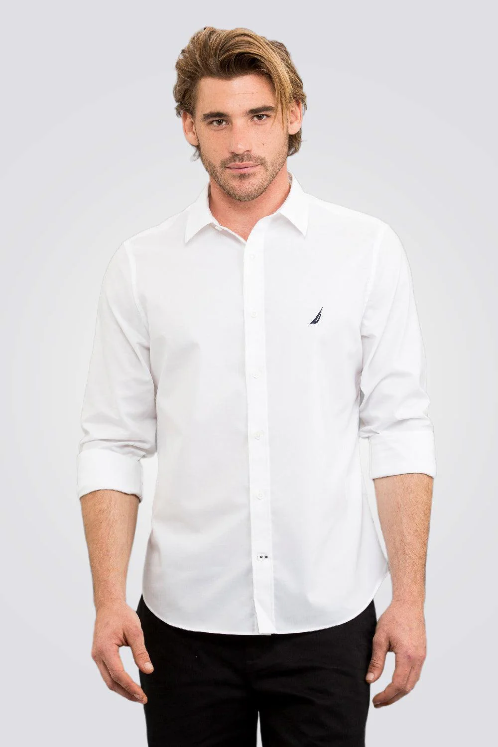 חולצה מכופתרת בצבע לבן TAILORED FIT