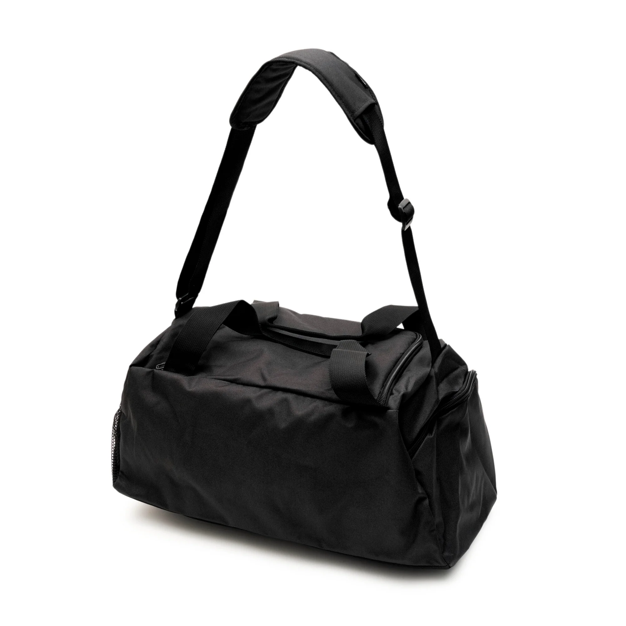 תיק אימון Fundamentals Sports 27L בצבע שחור ולבן - Image 5