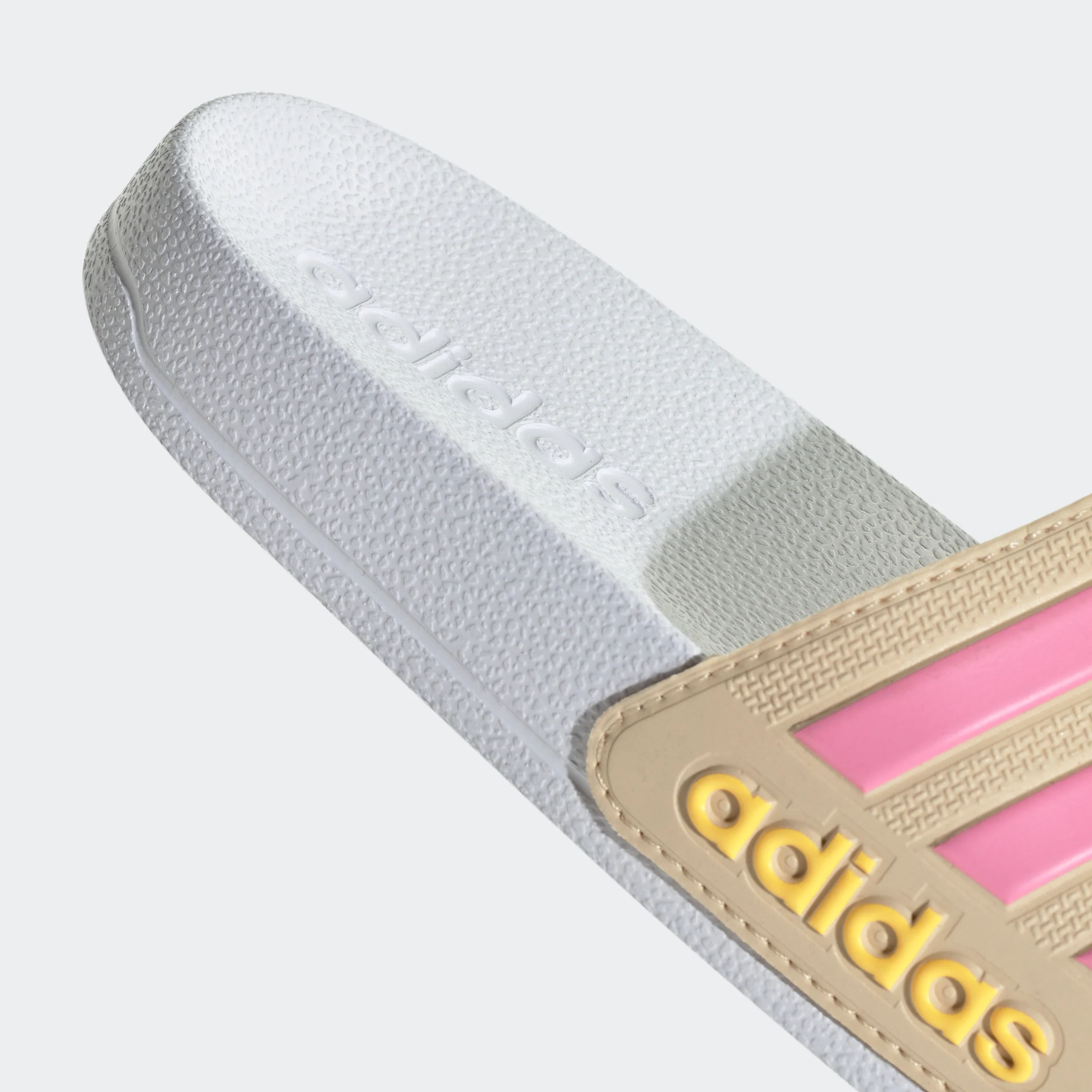 כפכפים לילדות Adilette Shower בצבע לבן וורוד - Image 6