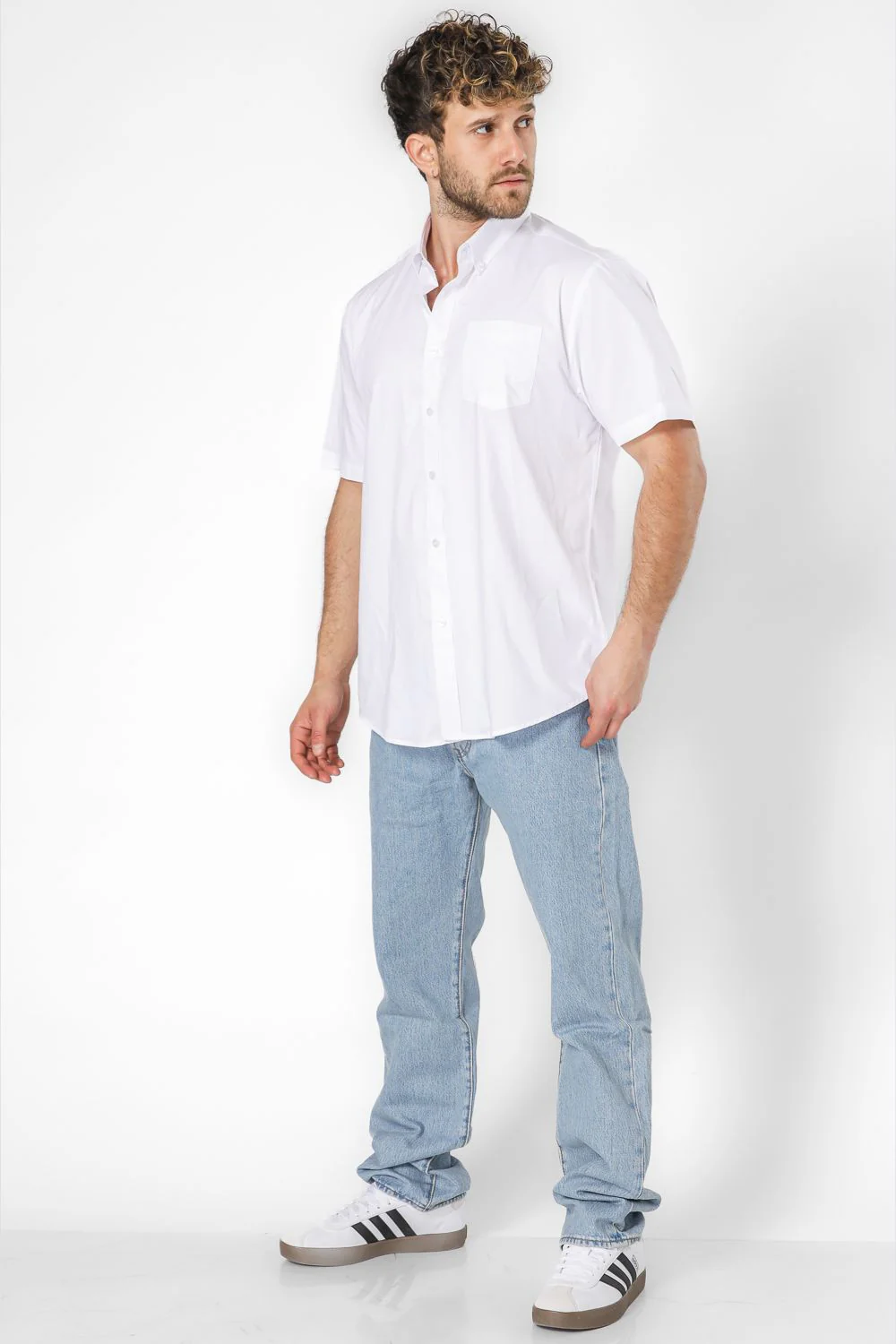 חולצה מכופתרת שרוולים קצרים - Image 3