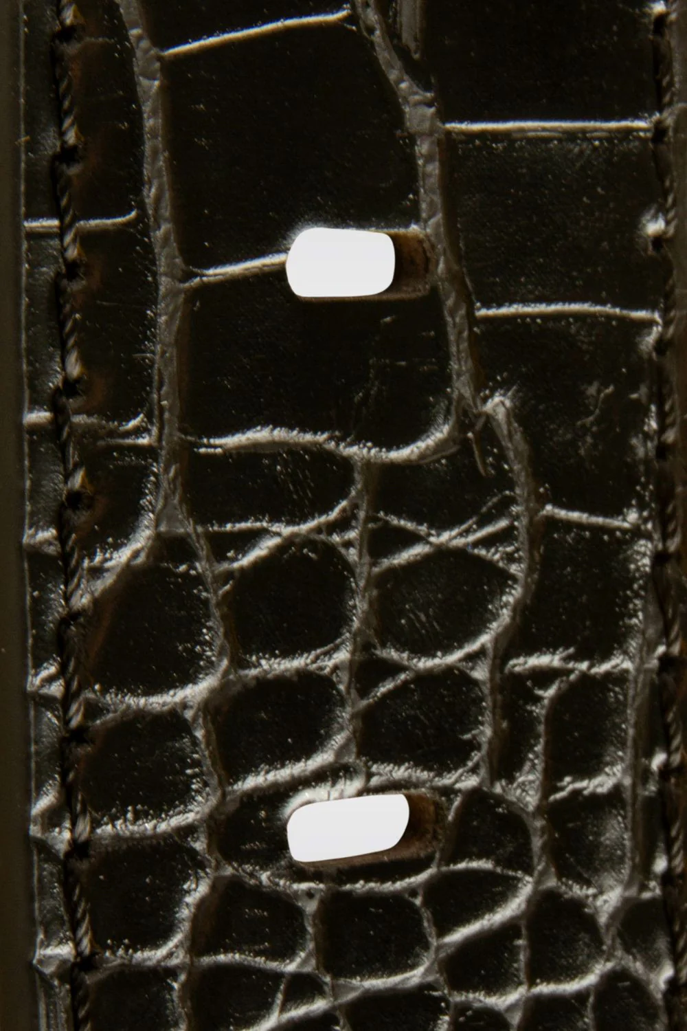 חגורה שחורה עם זהב - Image 3
