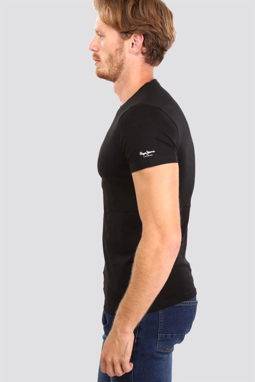 טישירט בייסיק שחורה צווארון V - Image 3