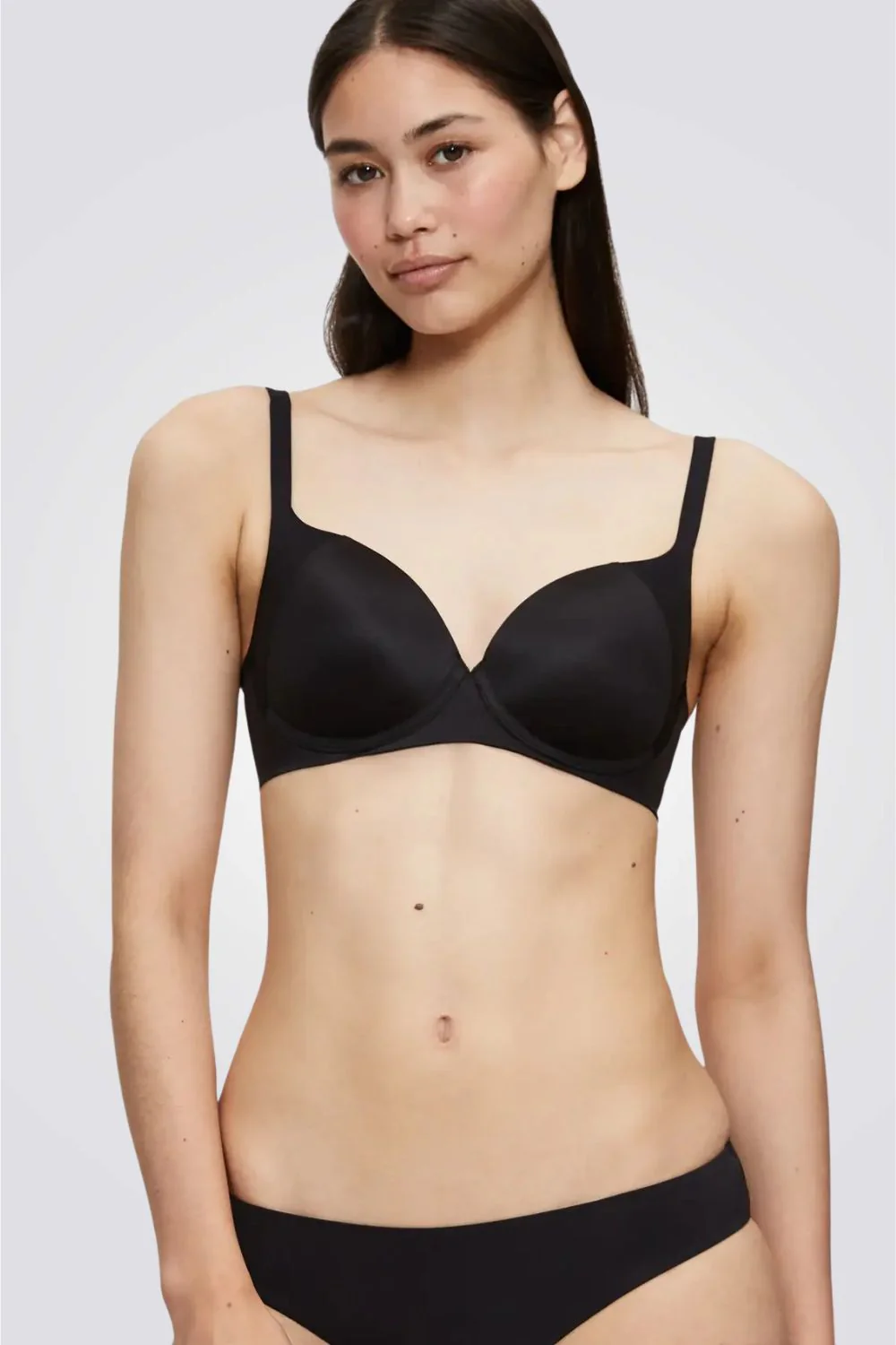 חזיית Body Make-up Soft Touch WP EX שחורה | טריומף