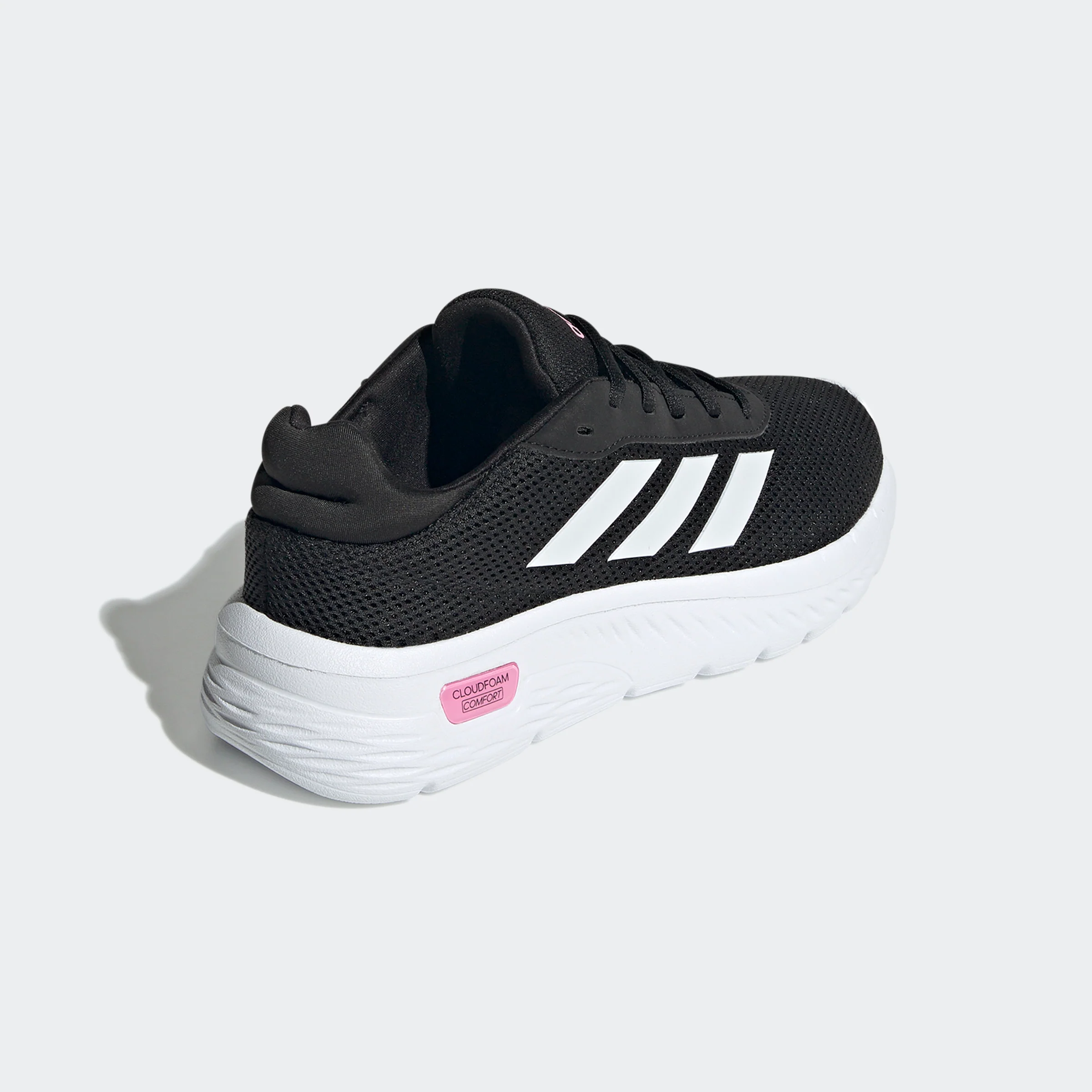 נעלי ספורט לנשים Cloudfoam Comfy בצבע שחור ולבן - Image 10
