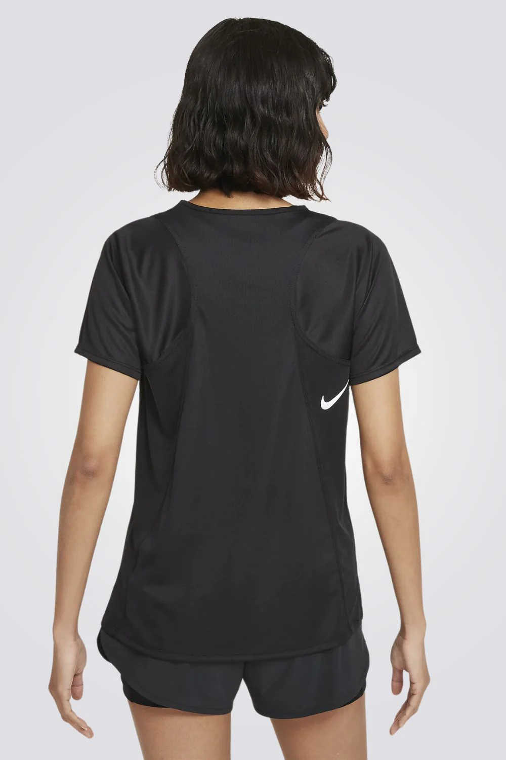 טישירט ריצה לנשים Dri-FIT Race Top בצבע שחור - Image 2