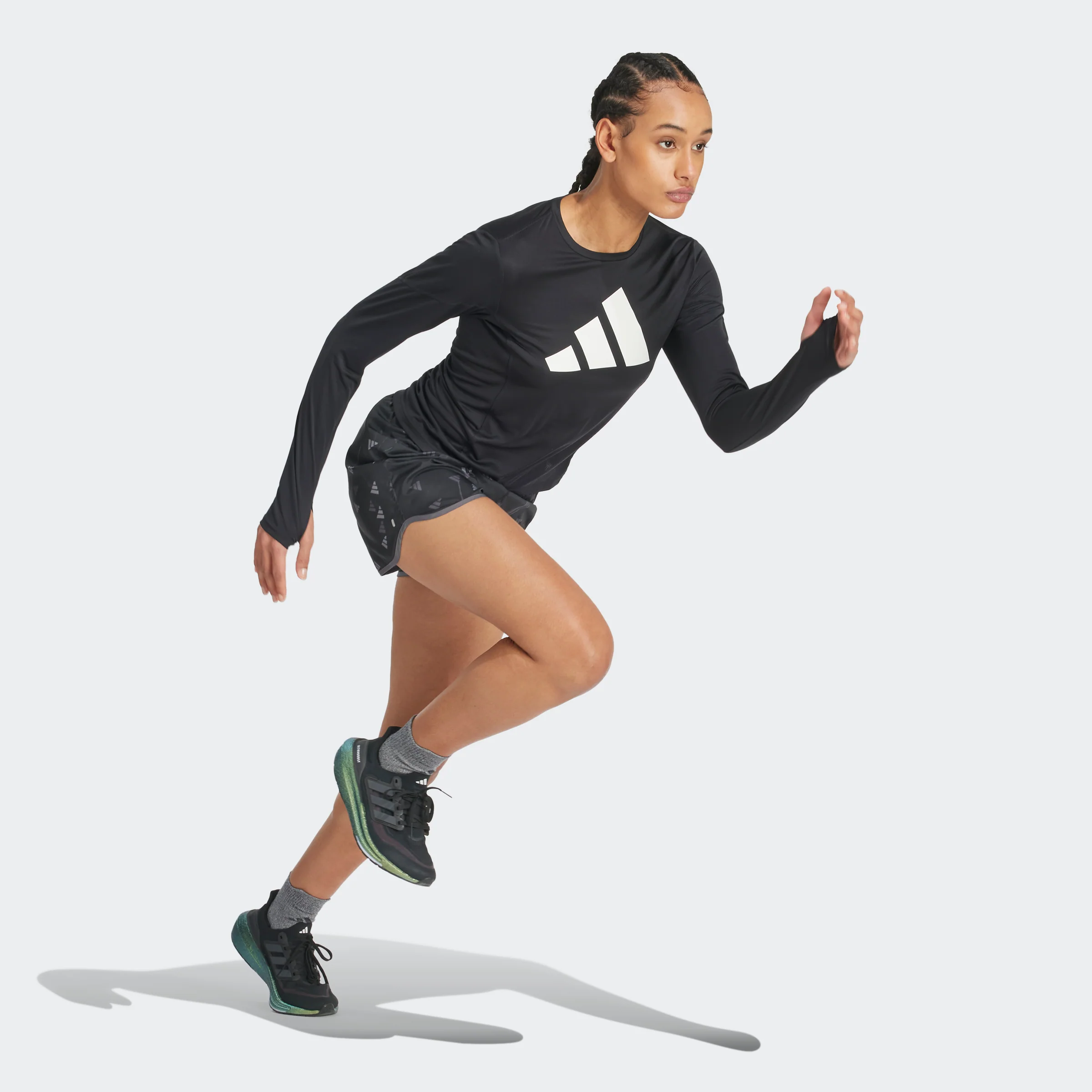 טישירט ארוכה לנשים RUN IT בצבע שחור - Image 6