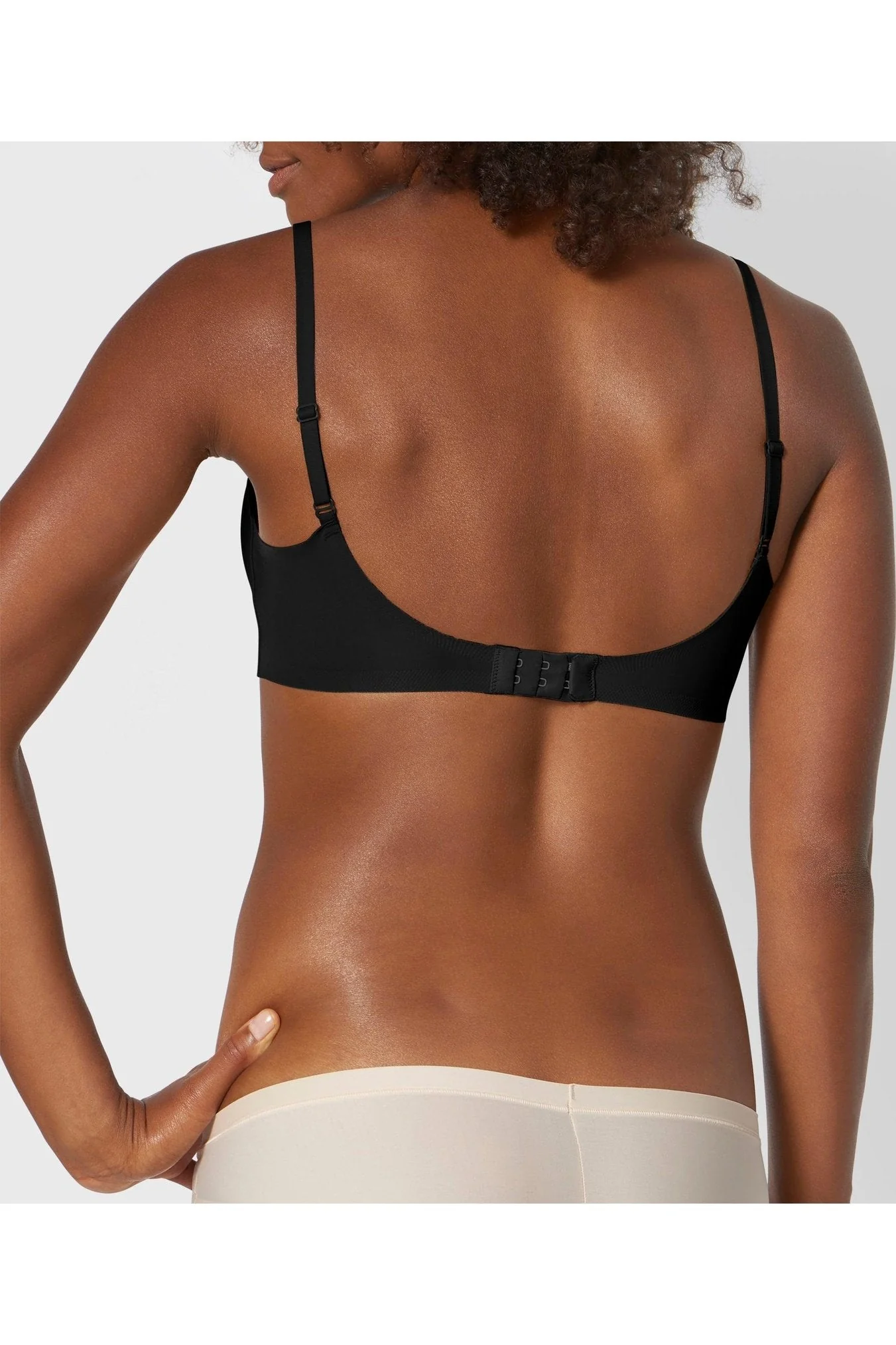 חזייה ללא ברזל בריפוד קל ZERO FEEL ULTRA BRA EX שחורה - Image 2