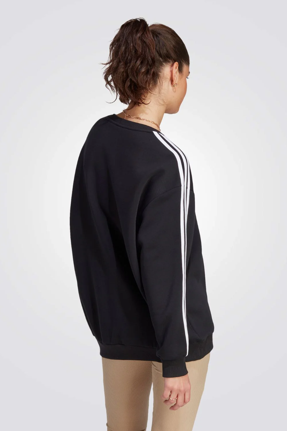 סווטשירט אוברסייז Essentials Fleece - Image 2