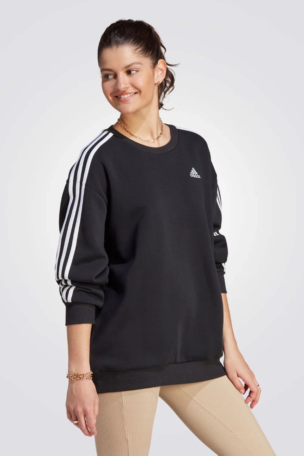 סווטשירט אוברסייז Essentials Fleece - Image 3