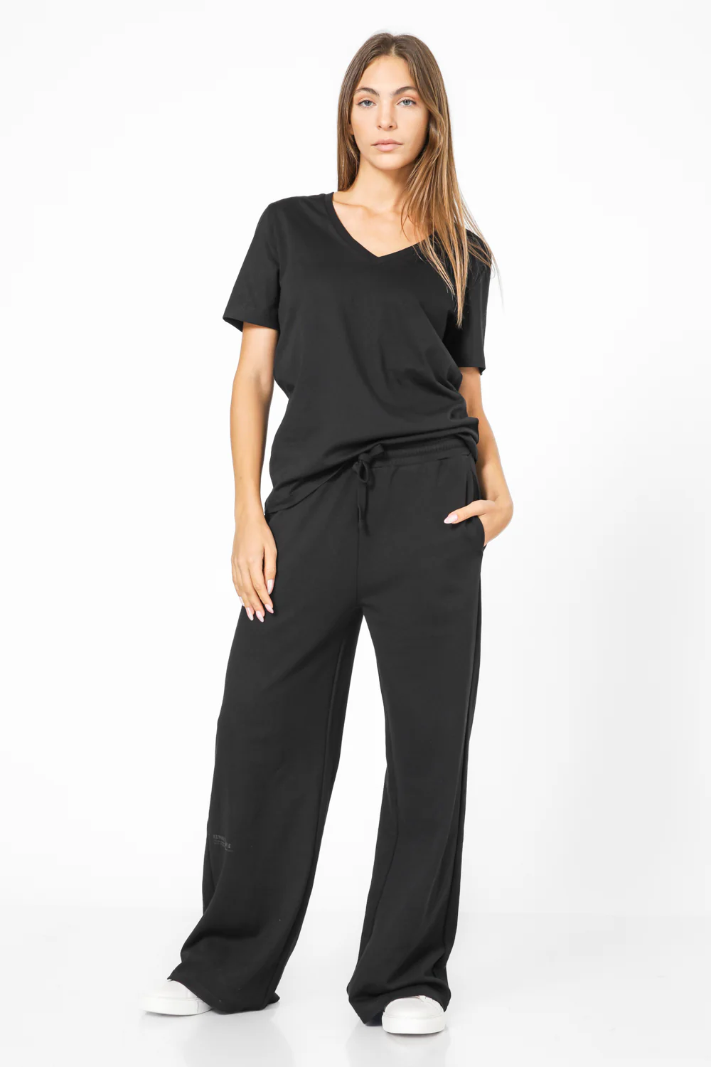 מכנסיים לנשים WIDE LEG בצבע שחור - Image 6