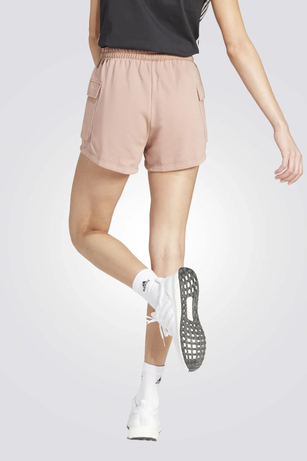 מכנס קצר  French Terry Cargo Shorts לנשים - Image 2