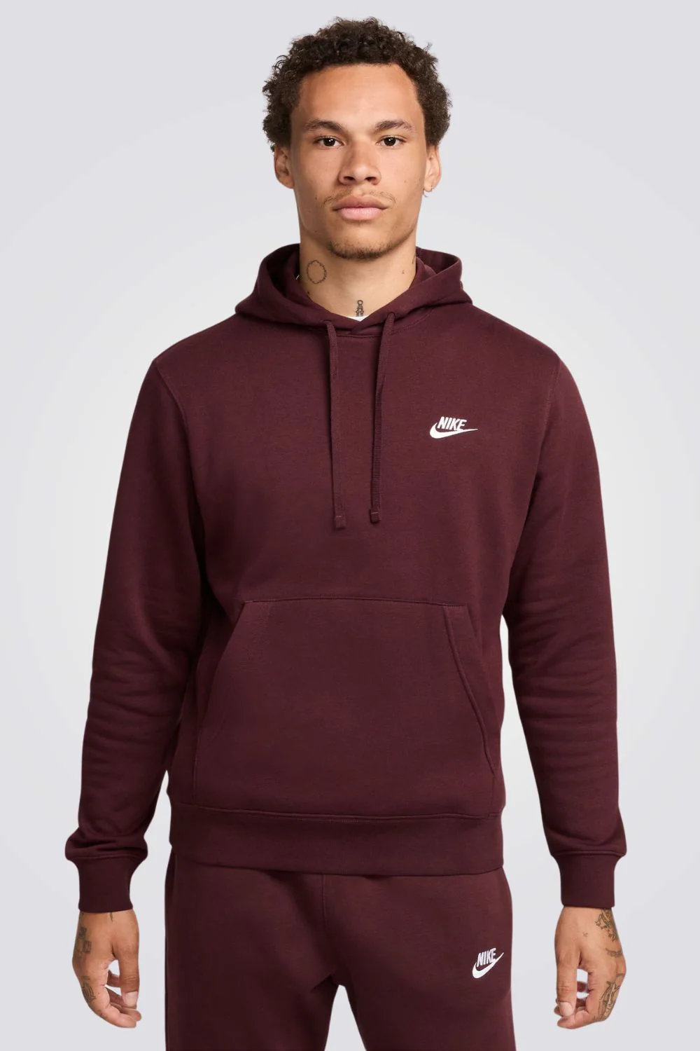 סווטשירט לגברים Sportswear Club Fleece בצבע בורדו