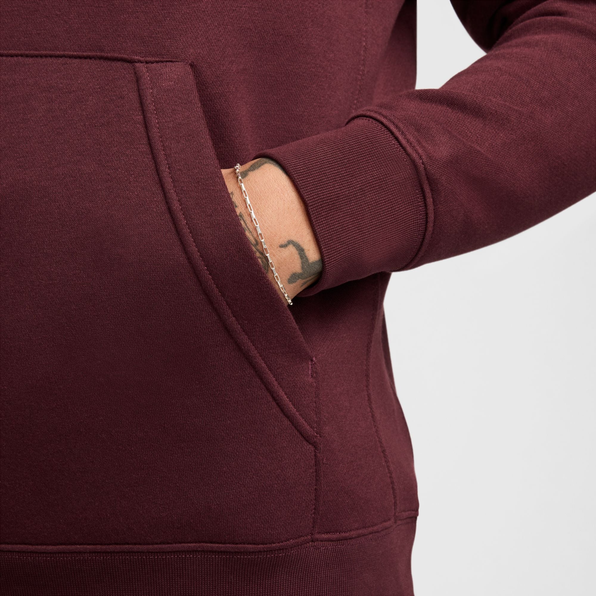 סווטשירט לגברים Sportswear Club Fleece בצבע בורדו - Image 5