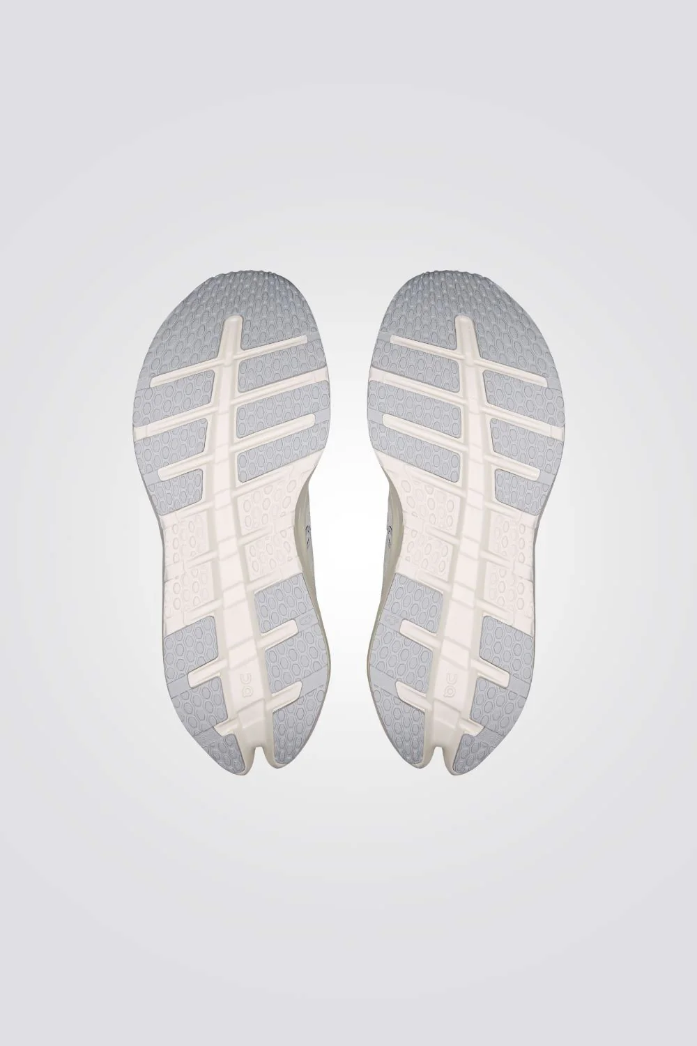 נעלי ספורט Cloudrunner 3 Wide לנשים | און - Image 4