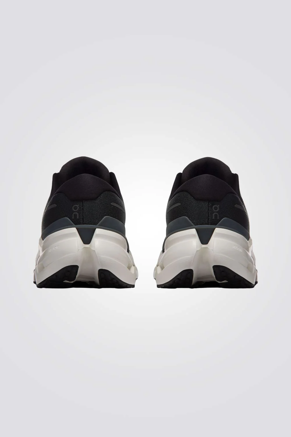 נעלי ספורט Cloudrunner 3 לגברים | און - Image 5