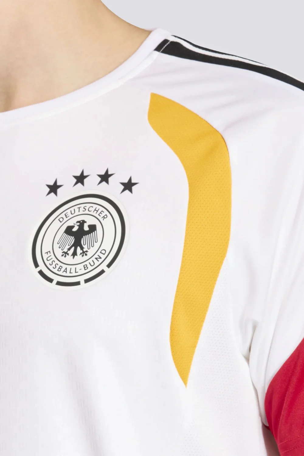 חולצת נבחרת Germany 26 Tiro Training Jersey לגברים | אדידס - Image 2