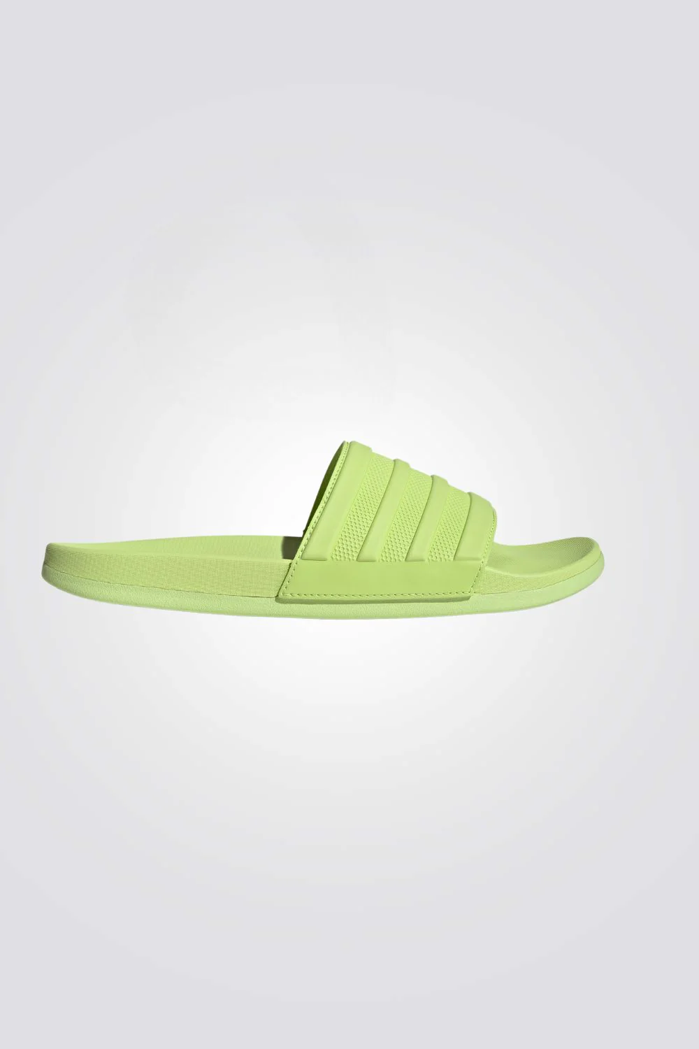 כפכפים לגברים ADILETTE COMFORT בצבע ירוק בהיר