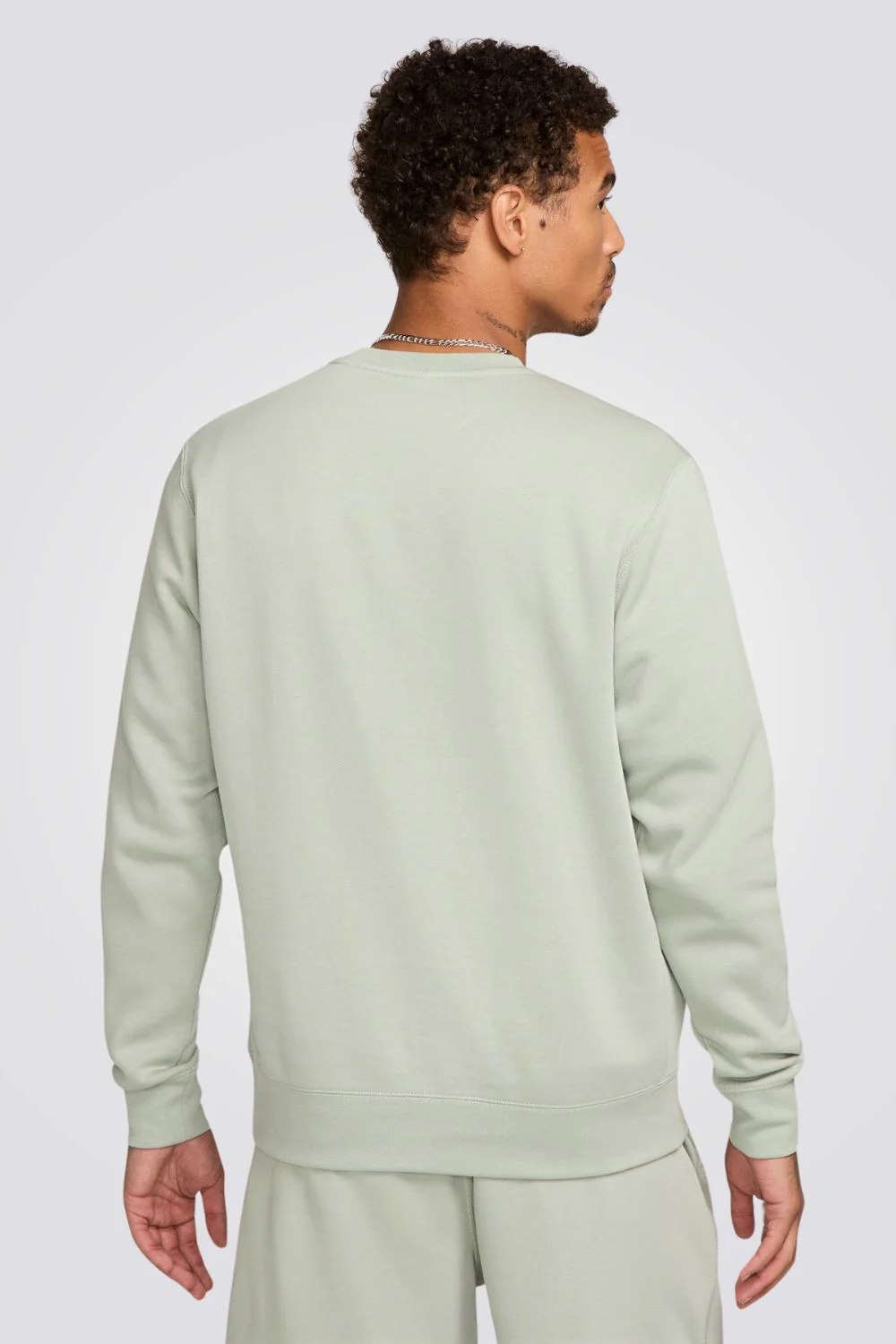 סווטשירט לגברים Sportswear Club Fleece בצבע ירוק בהיר - Image 2