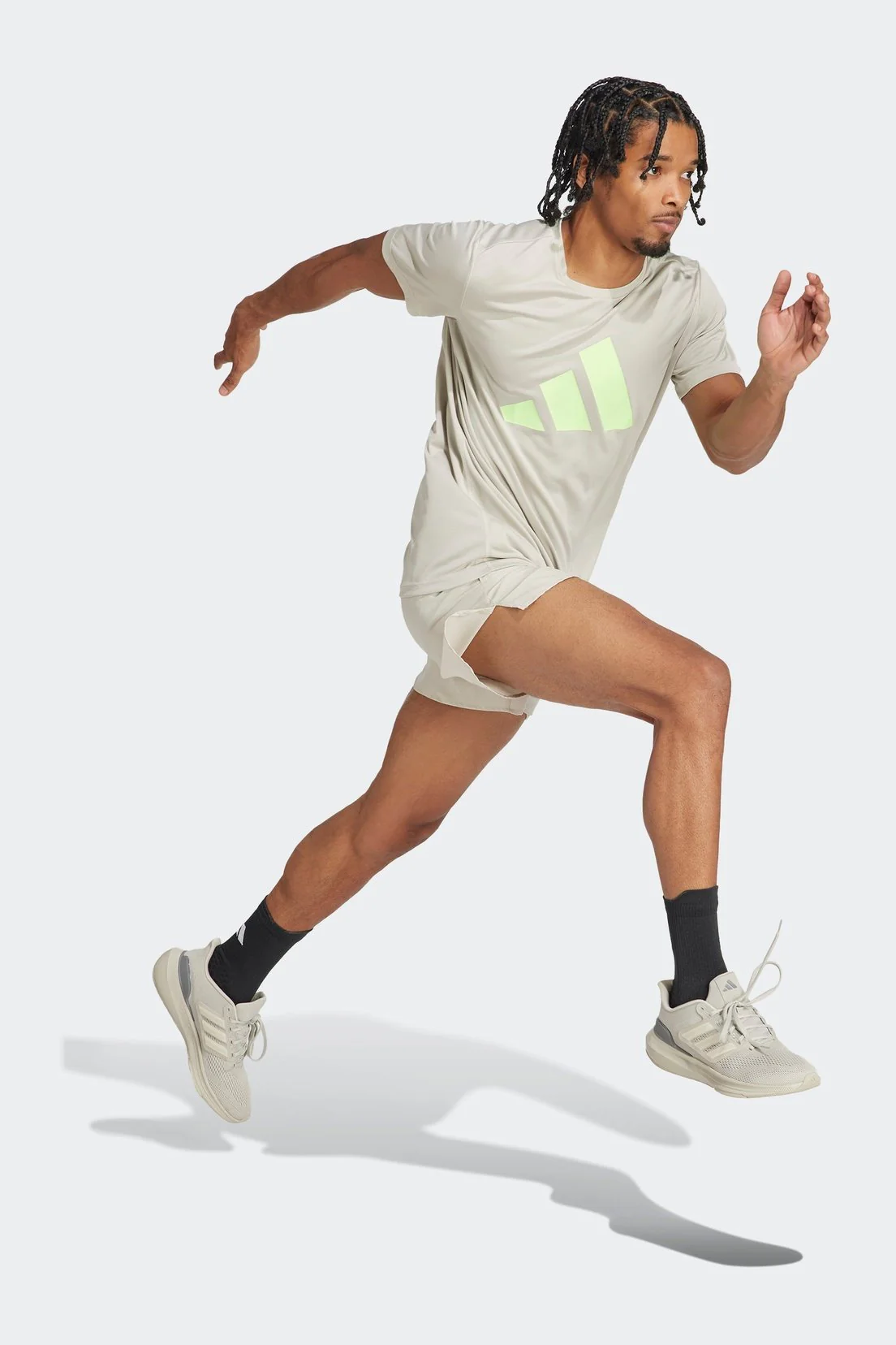 מכנסיים קצרים לגברים RUN IT SHORT בצבע בז' - Image 3