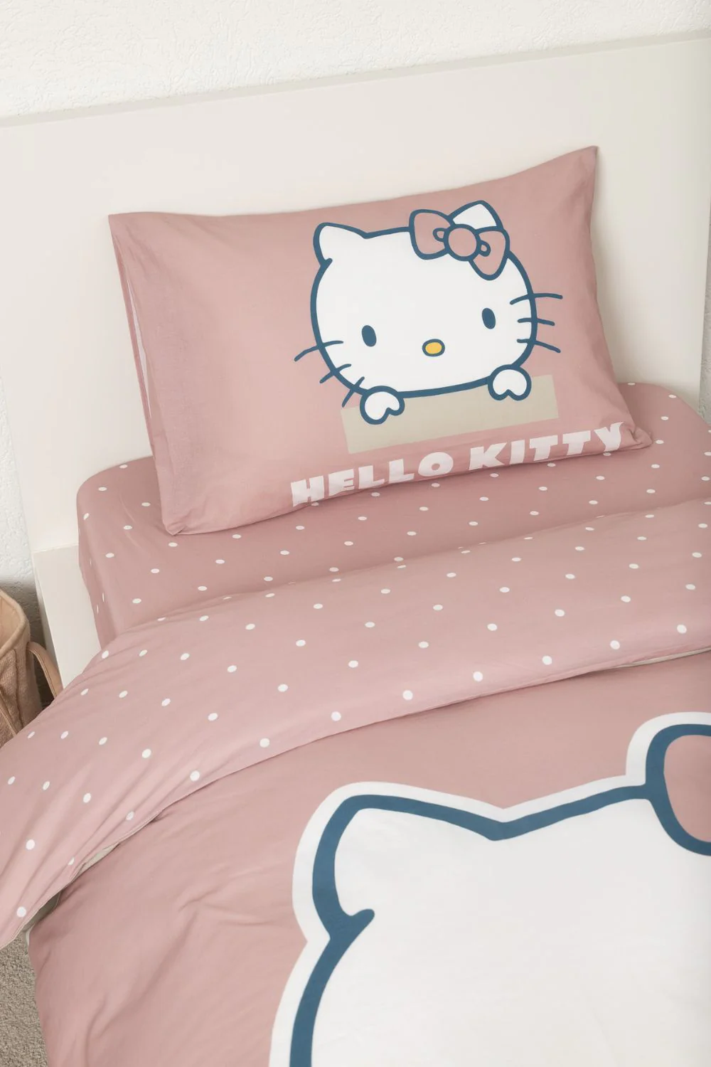 סט מצעים HELLO KITTY יחיד 90/200 | רד צ'ילי - Image 2