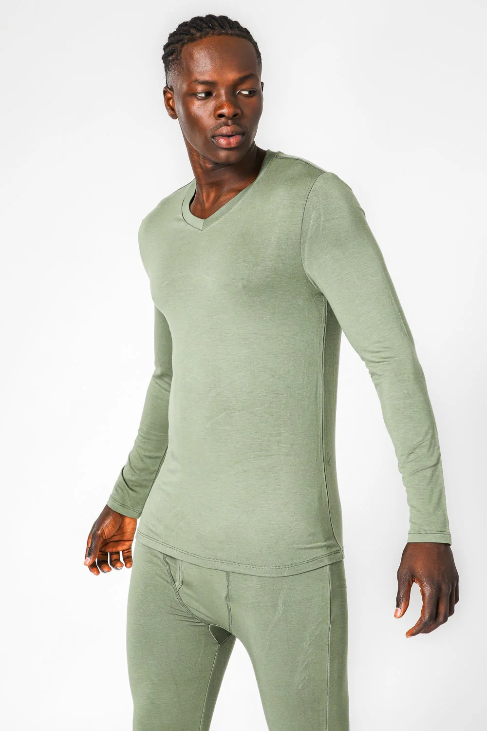 חולצה תרמית צווארון וי - SLIM FIT בצבע ירוק | דלתא - Image 3