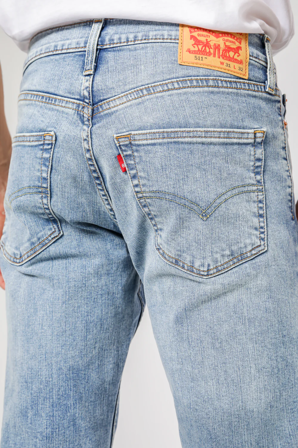 ג'ינס 511 SLIM FIT בצבע כחול בהיר - Image 5