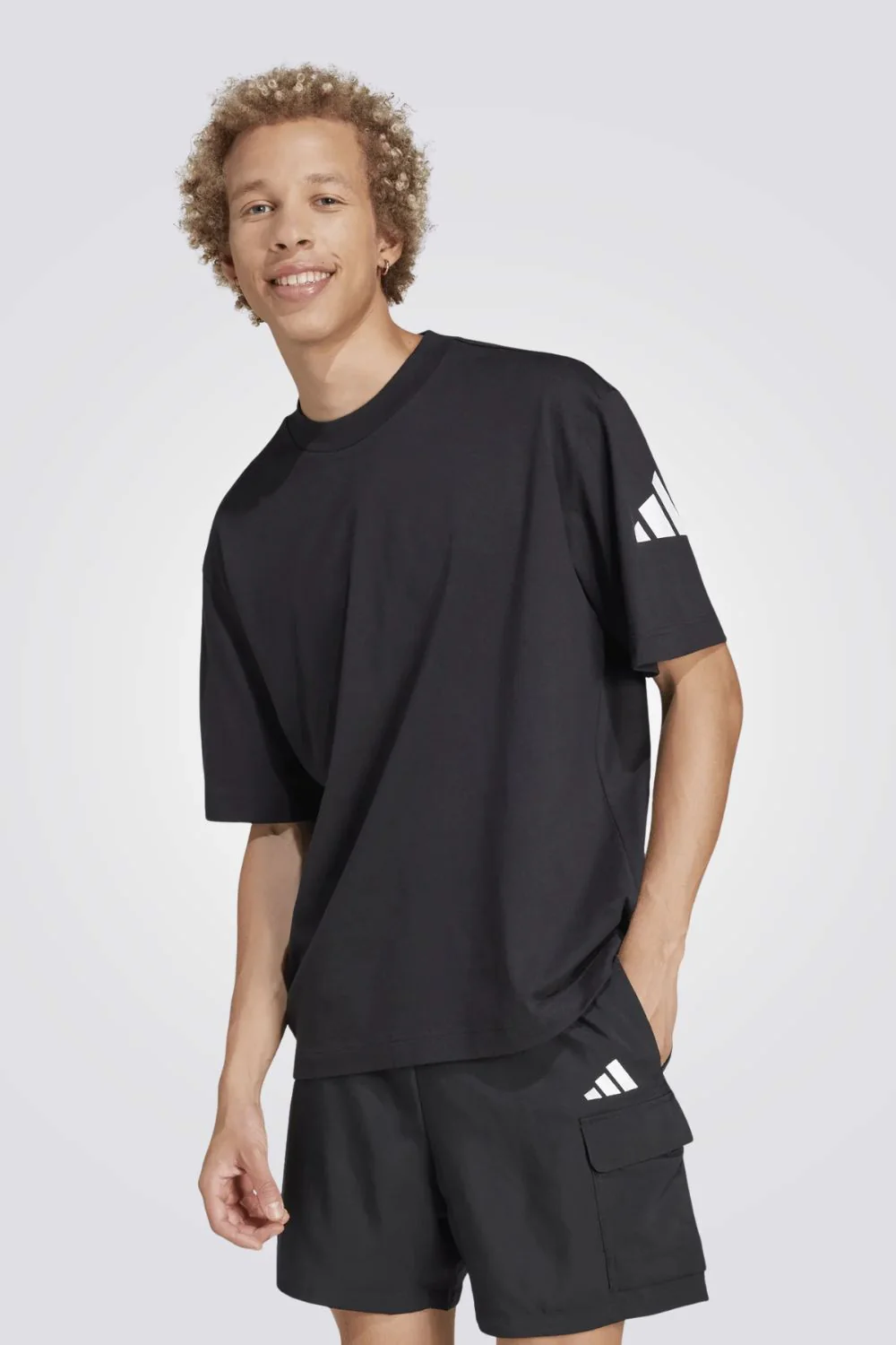 טישירט Essentials Loose Fit Three Bar Tee לגברים | אדידס