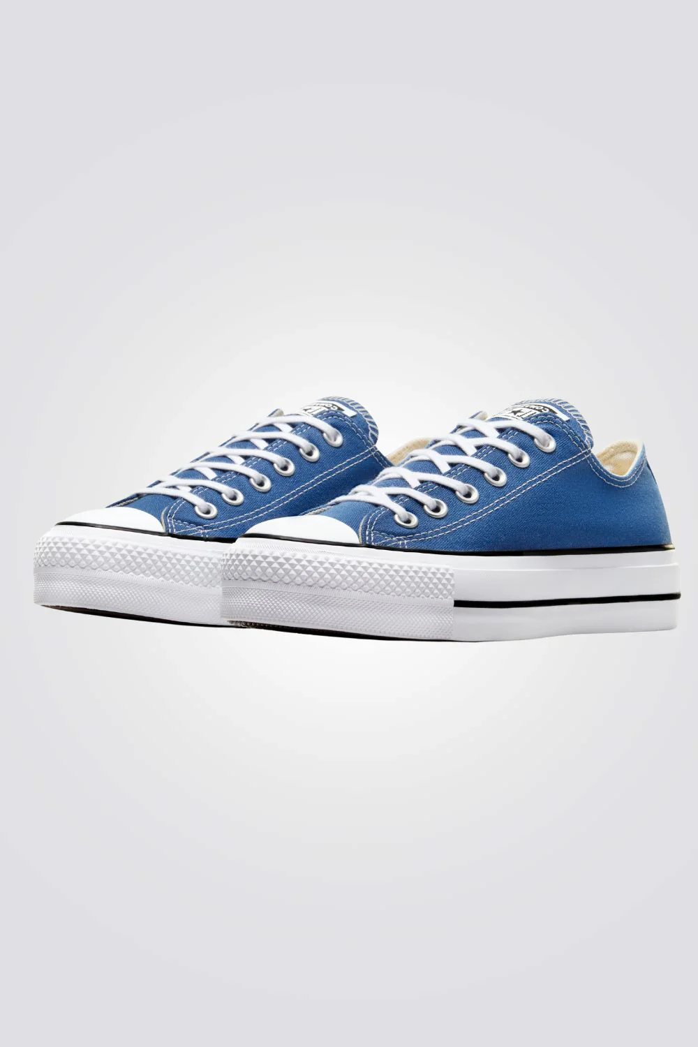 סניקרס לנשים  CONVERSE ALL STAR CTAS LIFT OX בצבע כחול בהיר - Image 3