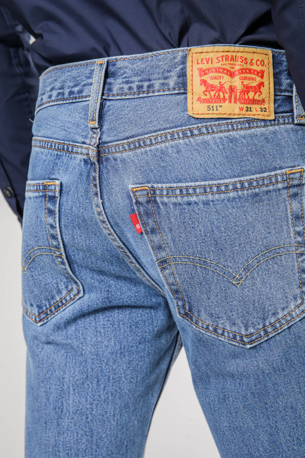 ג'ינס 511 SLIM FIT בצבע כחול בהיר - Image 4