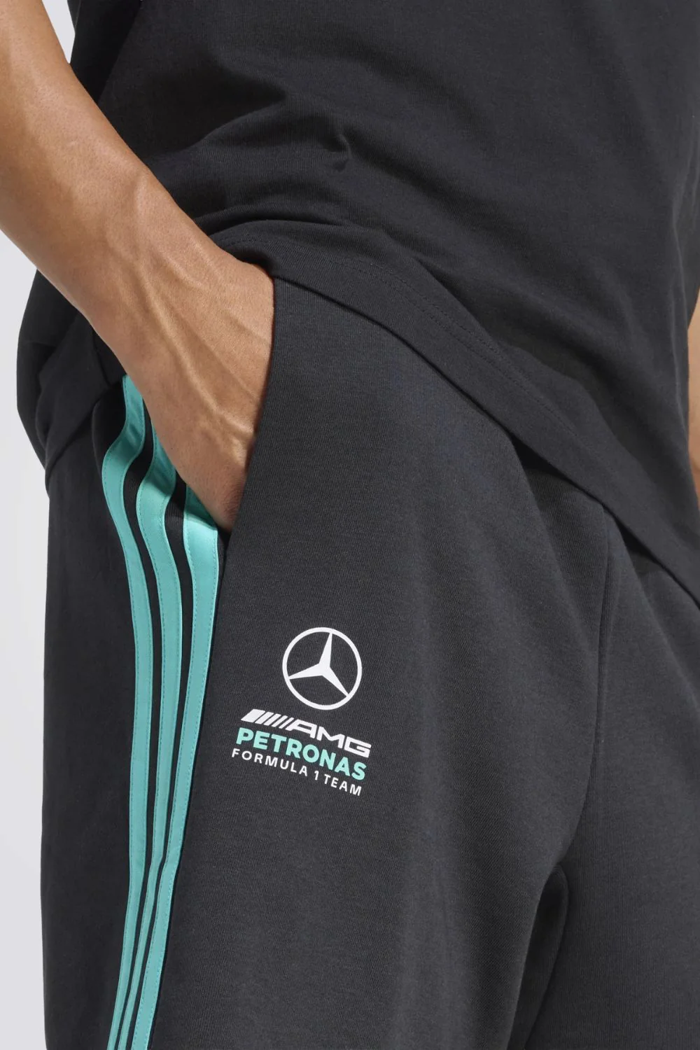 מכנסיים קצרים AMG Petronas Formula 1 Team DNA לגברים | אדידס - Image 3