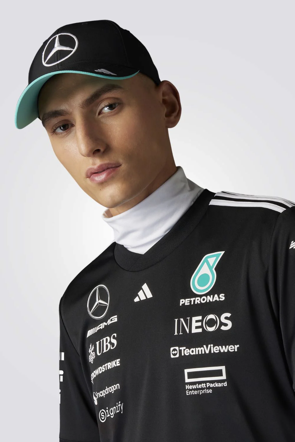 כובע Mercedes-AMG Petronas Formula One בצבע שחור - Image 4