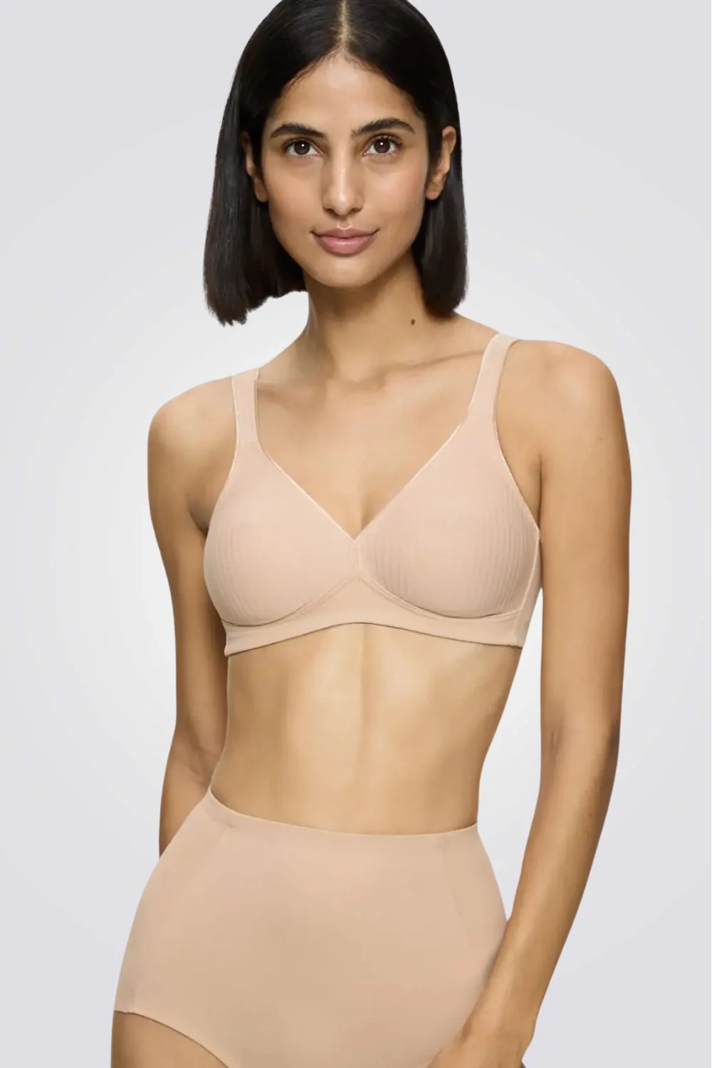 חזיית Modern Soft + Cotton N בז' ללא ברזל | טריומף