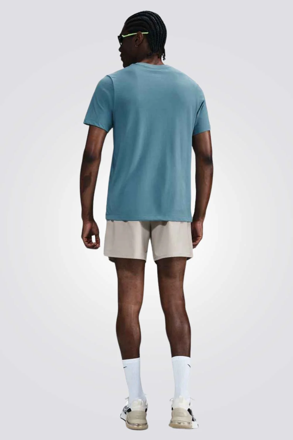 חולצת ספורט Nike Dri-FIT לגברים - Image 2