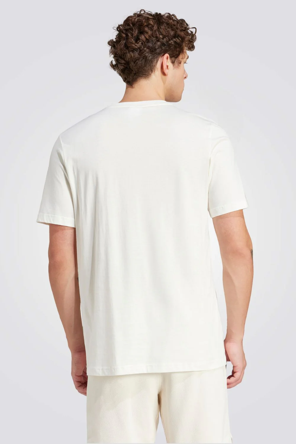 טישירט לגברים ESSENTIALS SINGLE JERSE בצבע אופוויט - Image 2