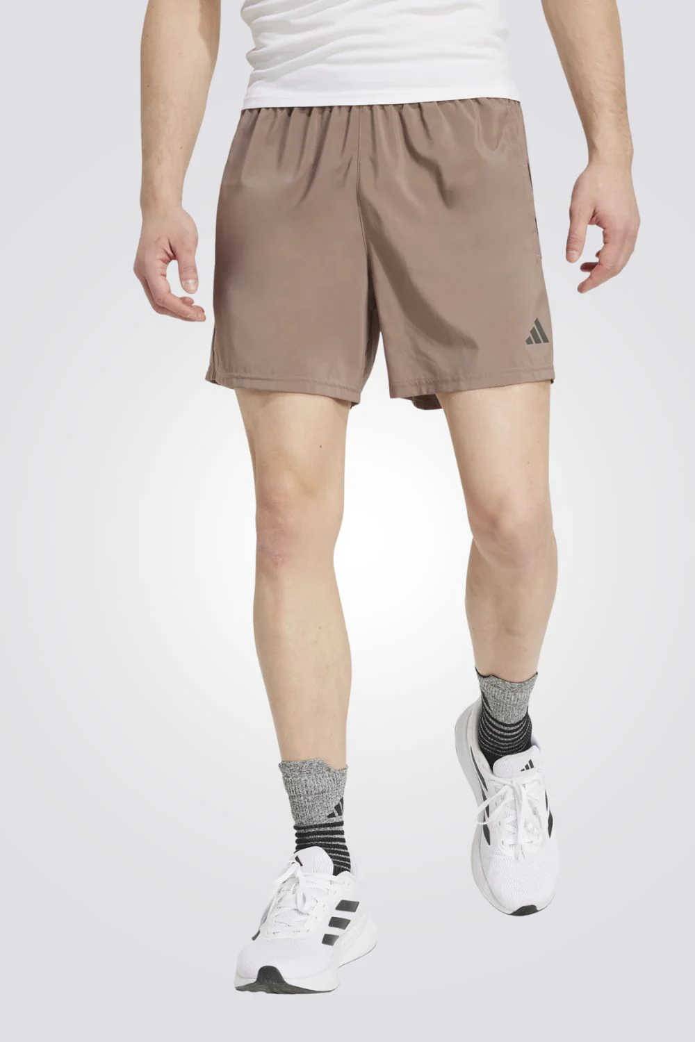 מכנסי ספורט קצרים OWN THE RUN SHORTS לגברים - Image 2