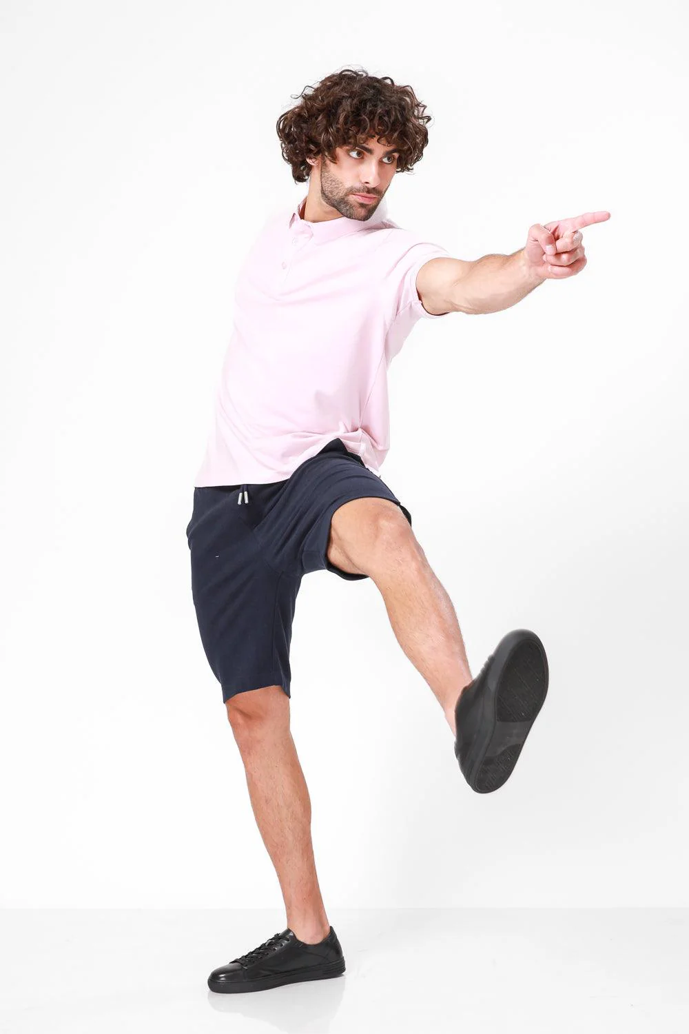 חולצת פולו קצרה ורודה - Image 6