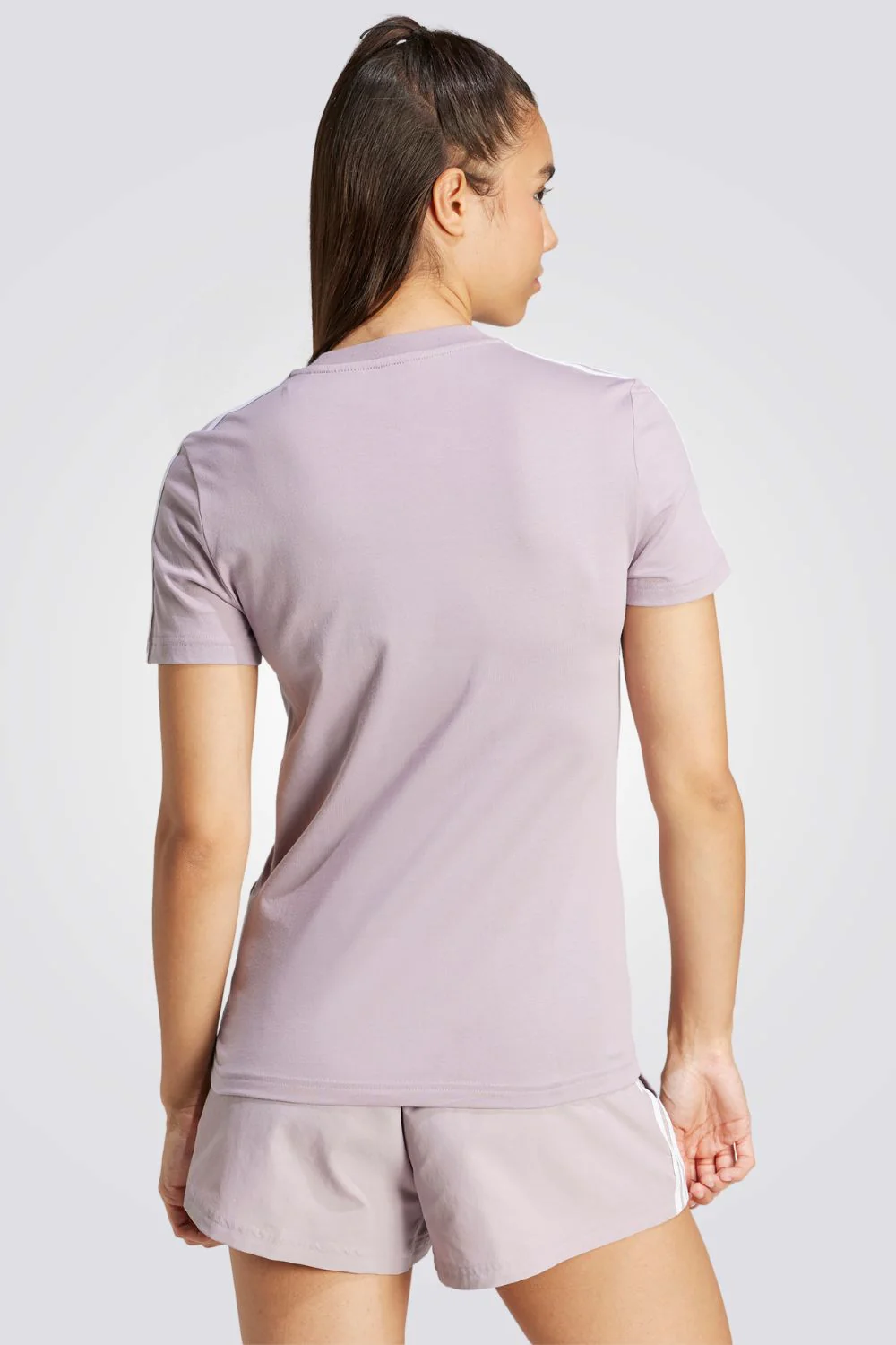 טישירט לנשים ESSENTIALS SLIM 3-STRIPES בצבע סגול לילך - Image 2
