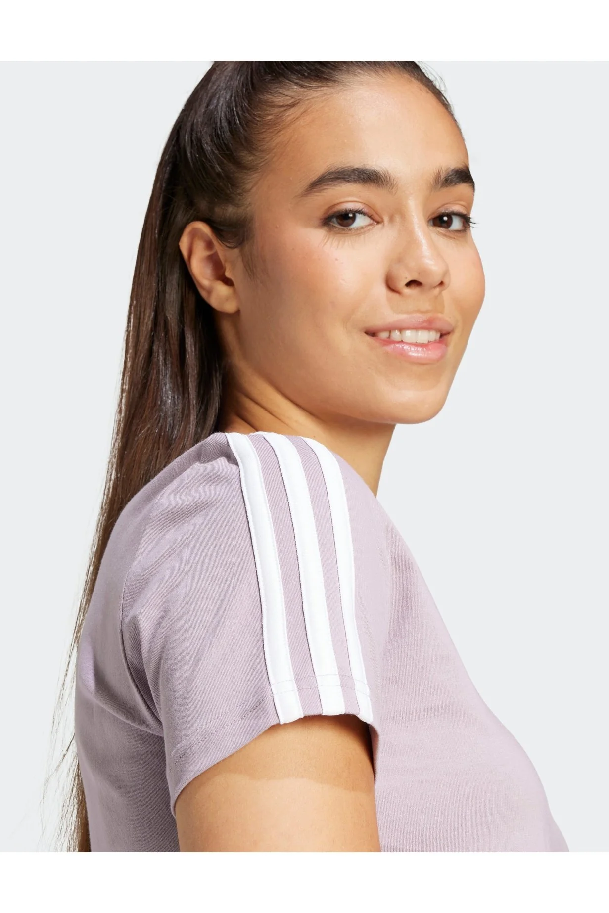 טישירט לנשים ESSENTIALS SLIM 3-STRIPES בצבע סגול לילך - Image 5