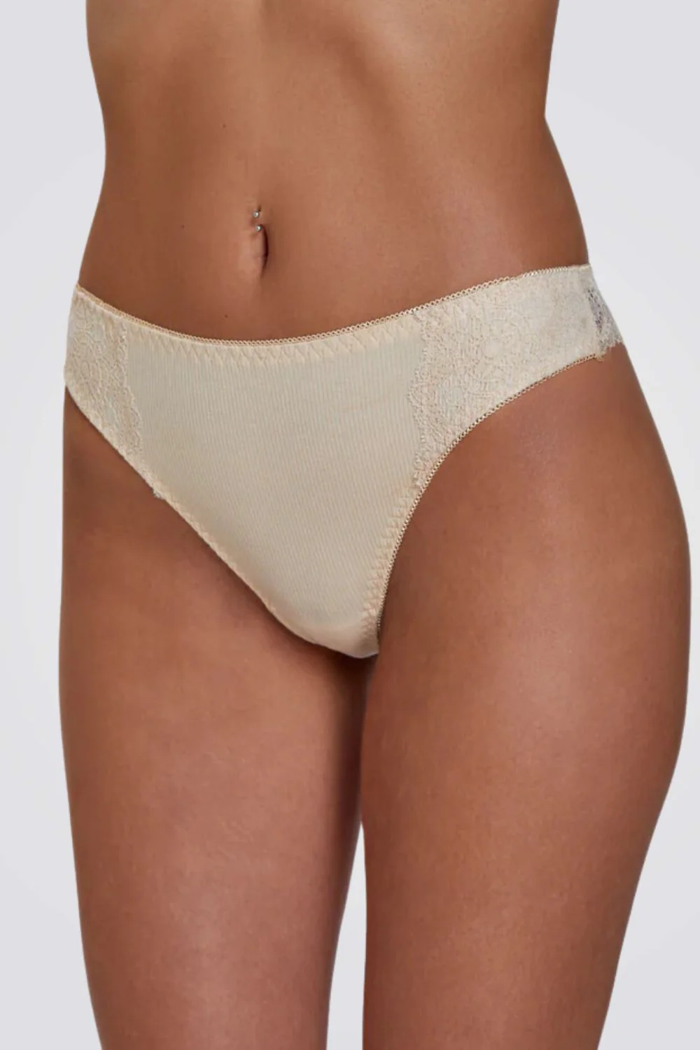 תחתוני חוטיני תחרה RIB - Image 3