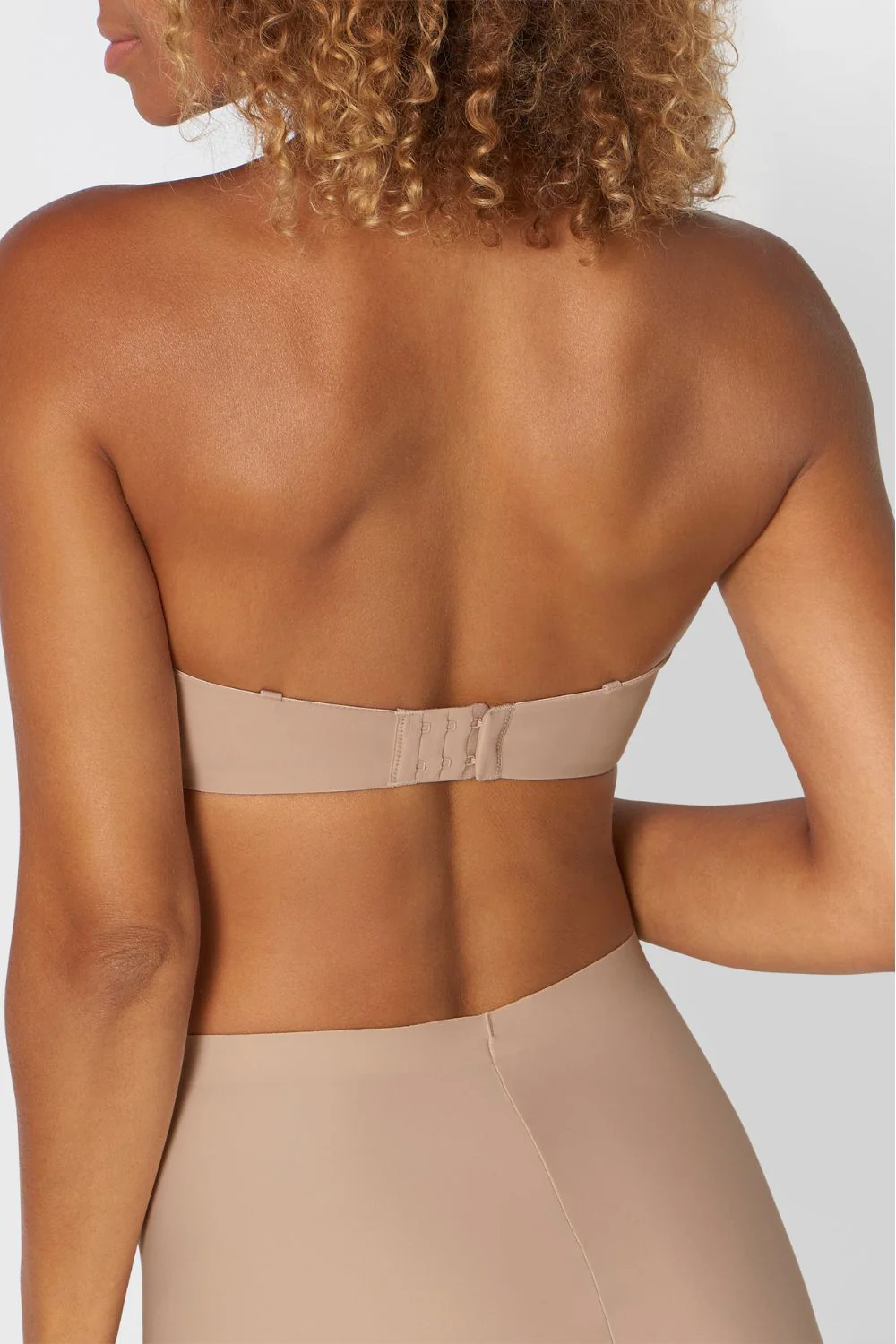 חזיית סטרפלס Steppy Soft 01 WDP בצבע בז' | טריומף - Image 5