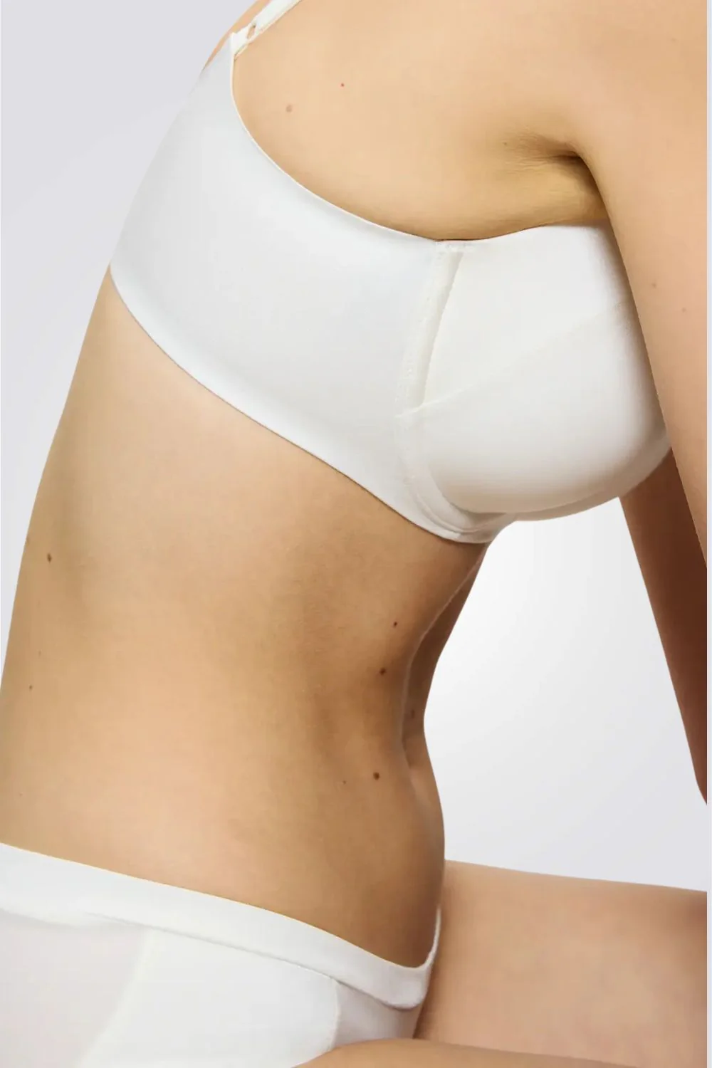 חזיית Body Make-up Soft Touch WP EX | טריומף - Image 3