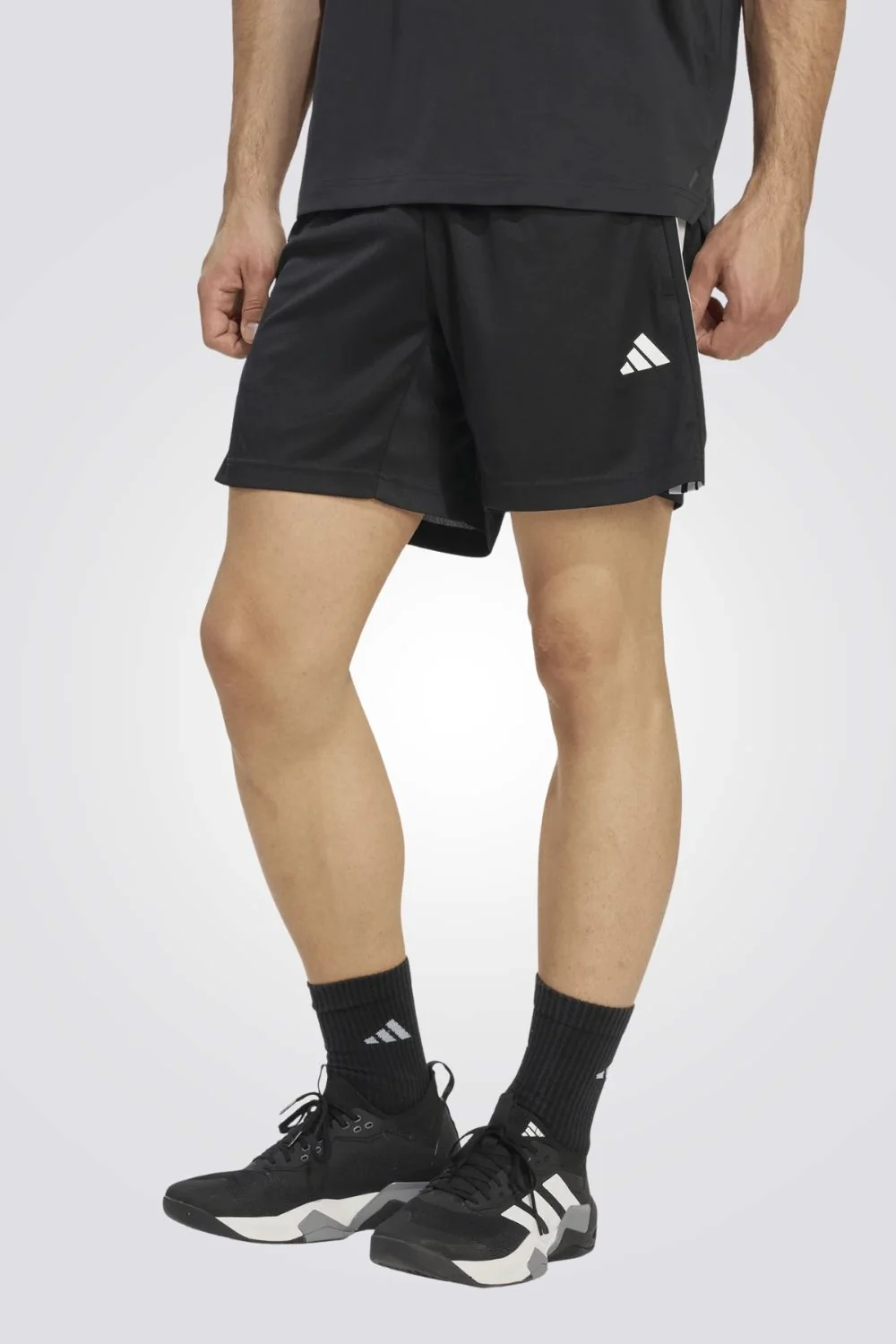 מכנסי ספורט  Workout Essentials Base 3-Stripes לגברים | אדידס - Image 2