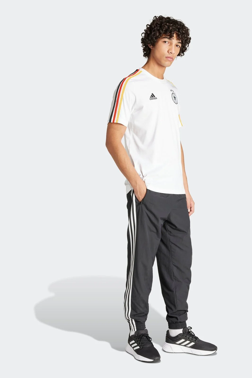 טישירט לגברים GERMANY DNA 3-STRIPES בצבע לבן - Image 3