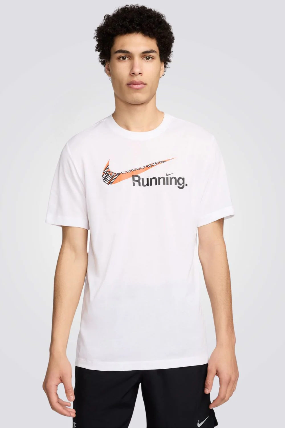 טישירט לגברים Dri-FIT Swoosh בצבע לבן