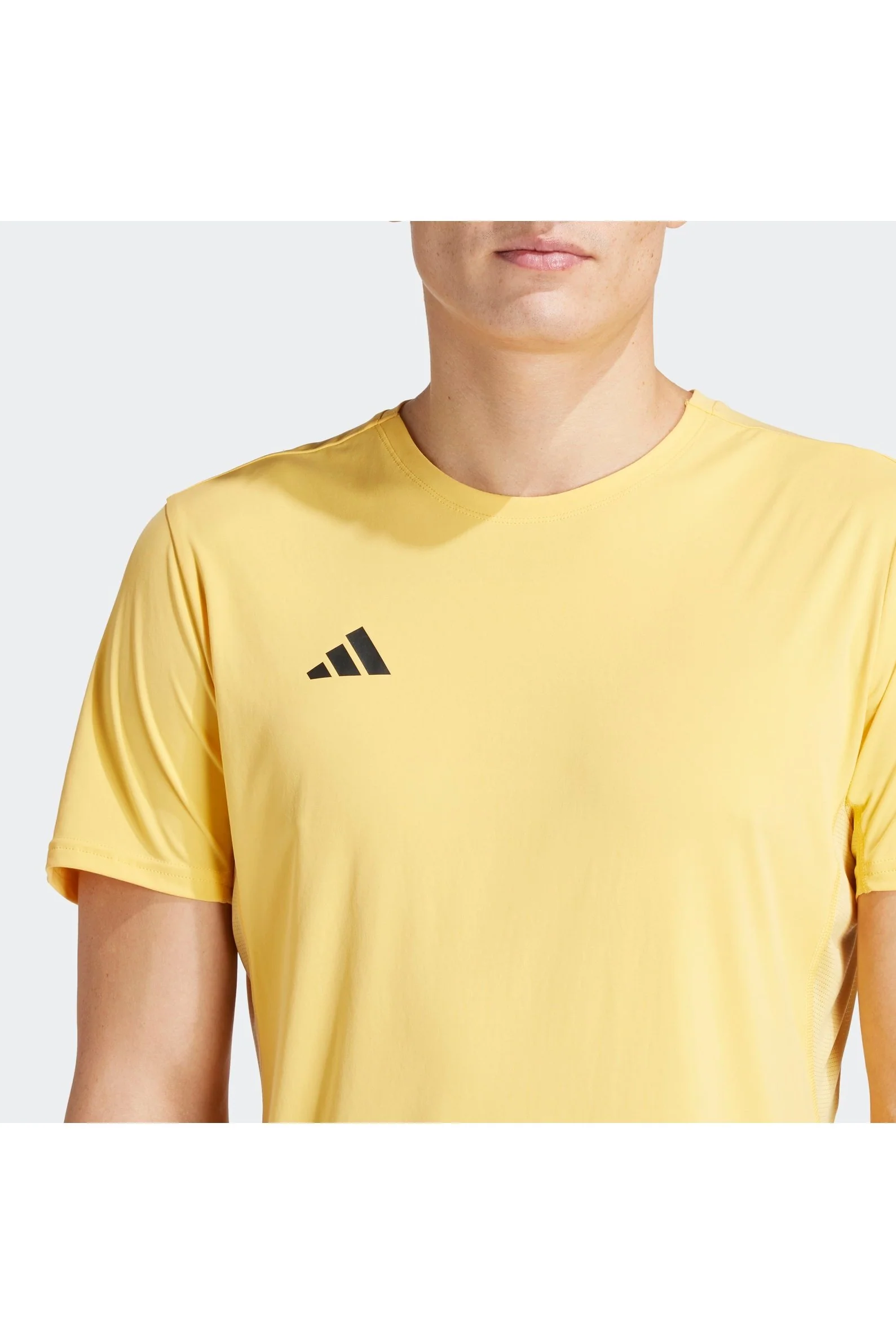 טישירט לגברים ADIZERO ESSENTIALS בצבע צהוב ושחור - Image 5